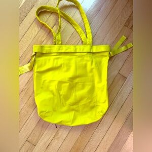 LULULEMON Chartreuse yellow shoulder Nylon bag NWOT